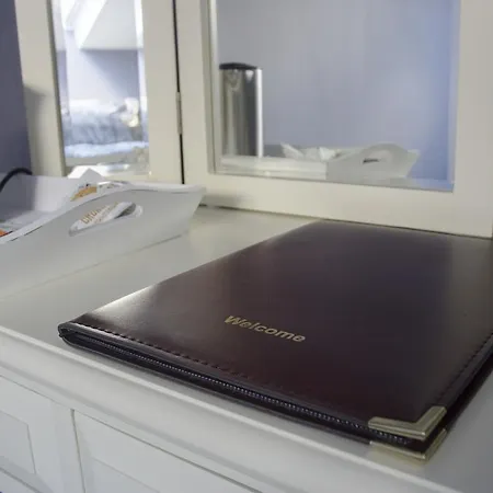 The Sun Frühstückspension Newton Reigny