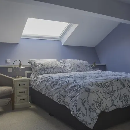 ベッド・アンド・ブレックファスト The Sun 4*