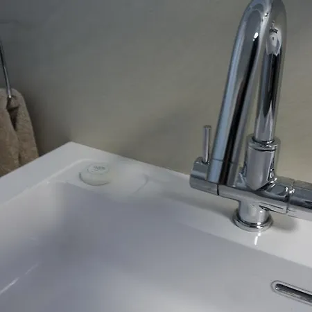 The Sun Frühstückspension Newton Reigny