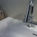 The Sun Panzió Newton Reigny